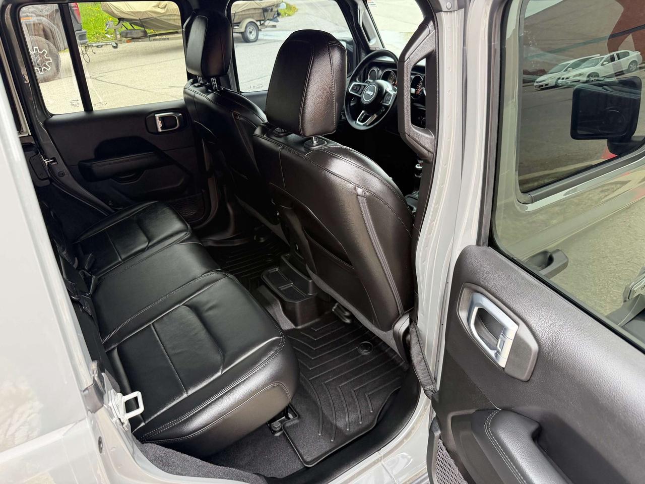 2021 Jeep Wrangler Altitude 1 Owner 6 Speed Clean Carfax Certified Photo