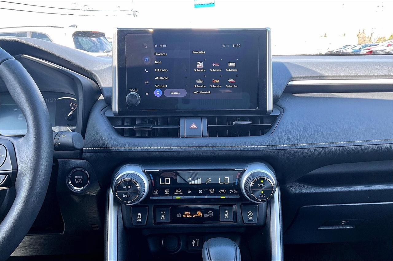 2025 Toyota RAV4 XLE AWD   SUNROOF   HEAT SEAT/STEER   ADAPT CRUISE Photo