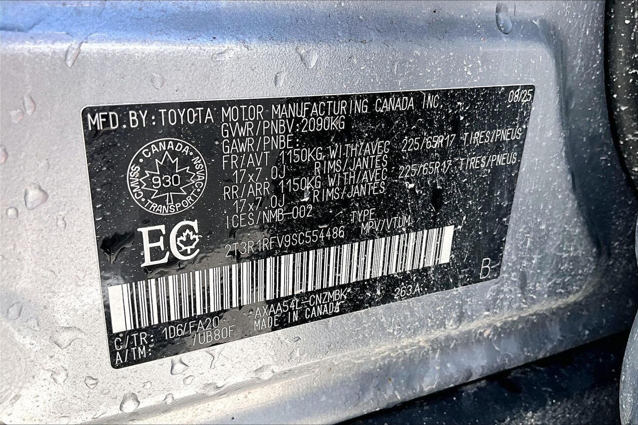 2025 Toyota RAV4 XLE AWD   SUNROOF   HEAT SEAT/STEER   ADAPT CRUISE Photo