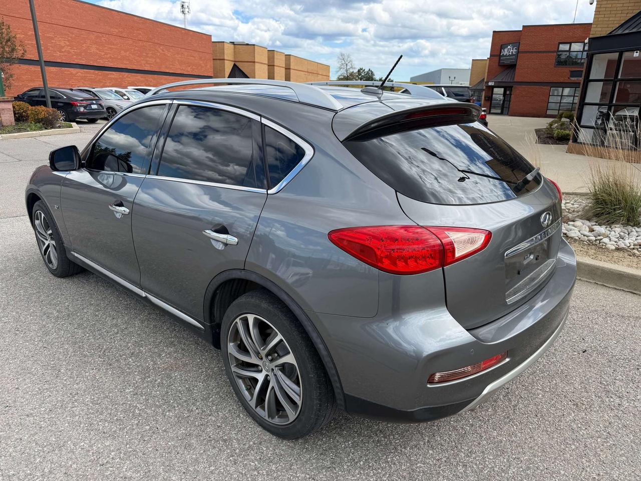 2017 Infiniti QX50 360 CAM NAVIGATION LEATHER AWD SUNROOF Photo