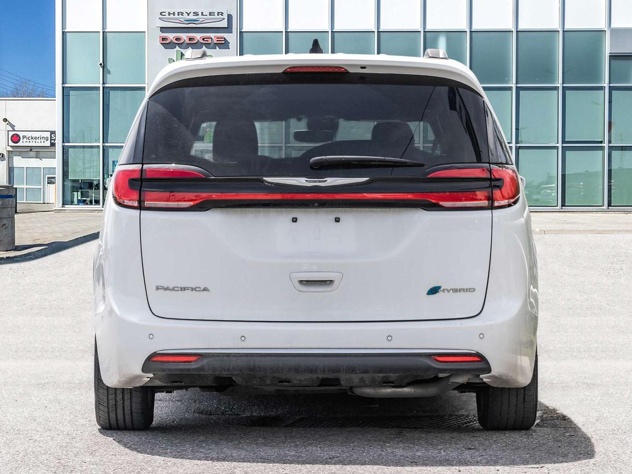 2024 Chrysler Pacifica PINNACLE  HYBRID  LOW KMS Photo