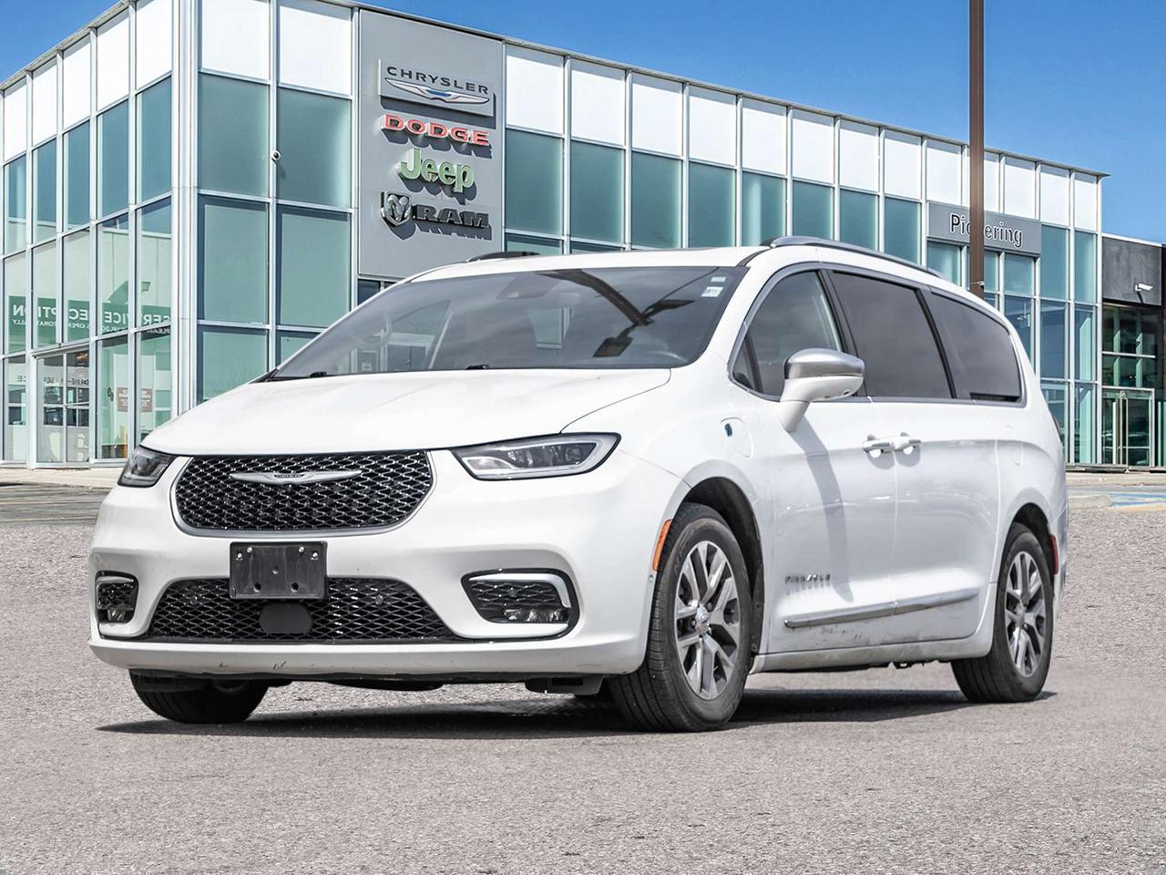 2024 Chrysler Pacifica PINNACLE  HYBRID  LOW KMS Photo0