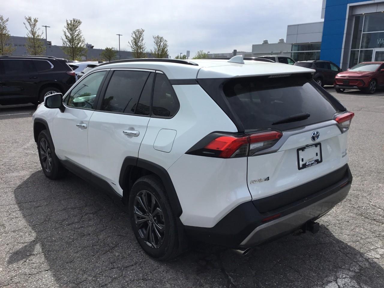 2023 Toyota RAV4 Hybrid Limited Photo