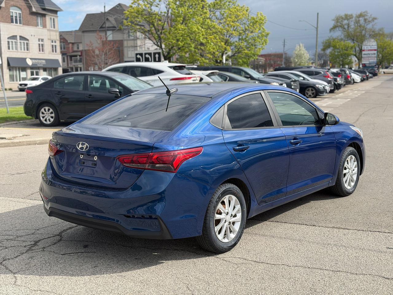 2019 Hyundai Accent SE Photo