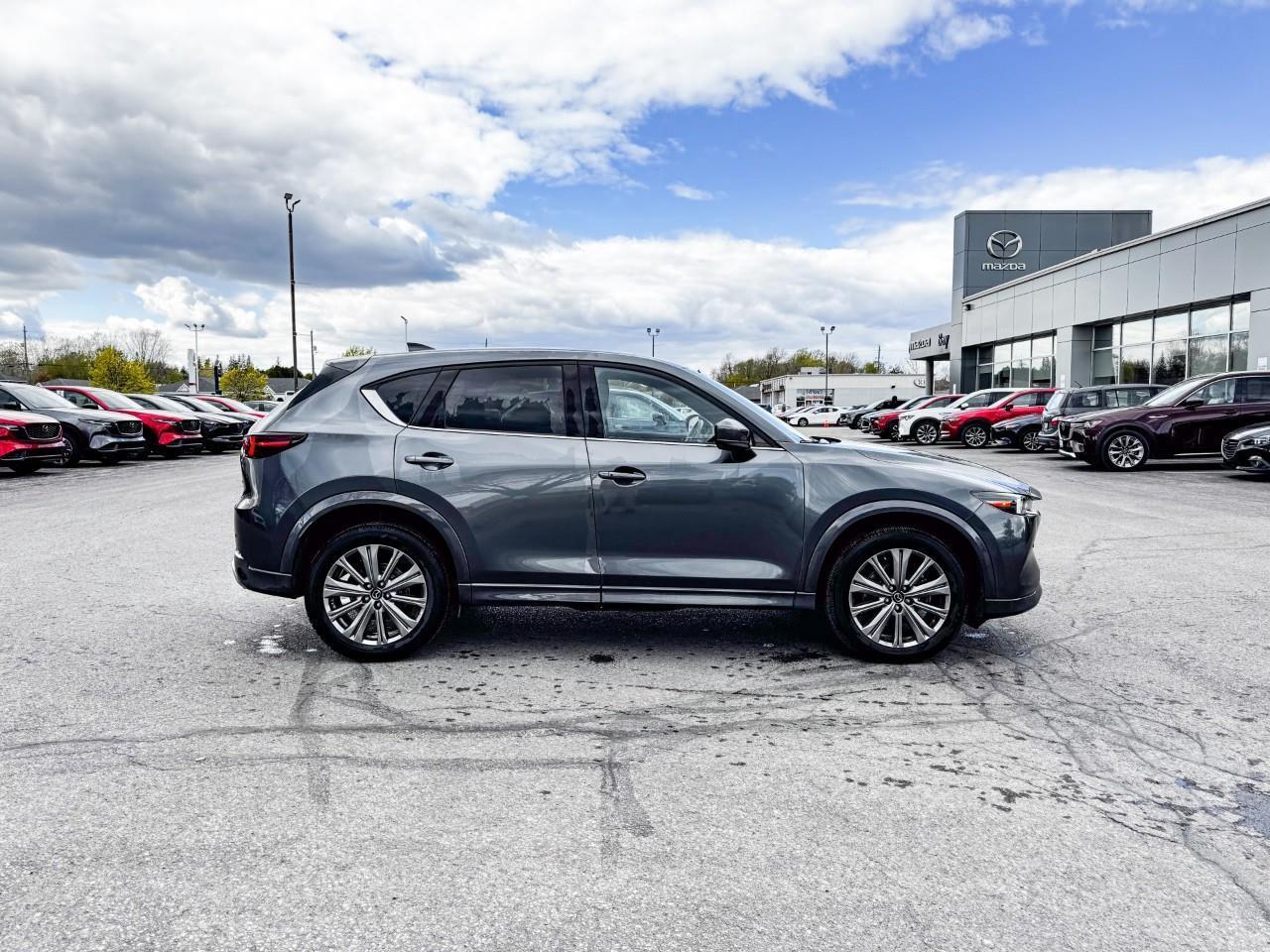 2024 Mazda CX-5 Signature Photo
