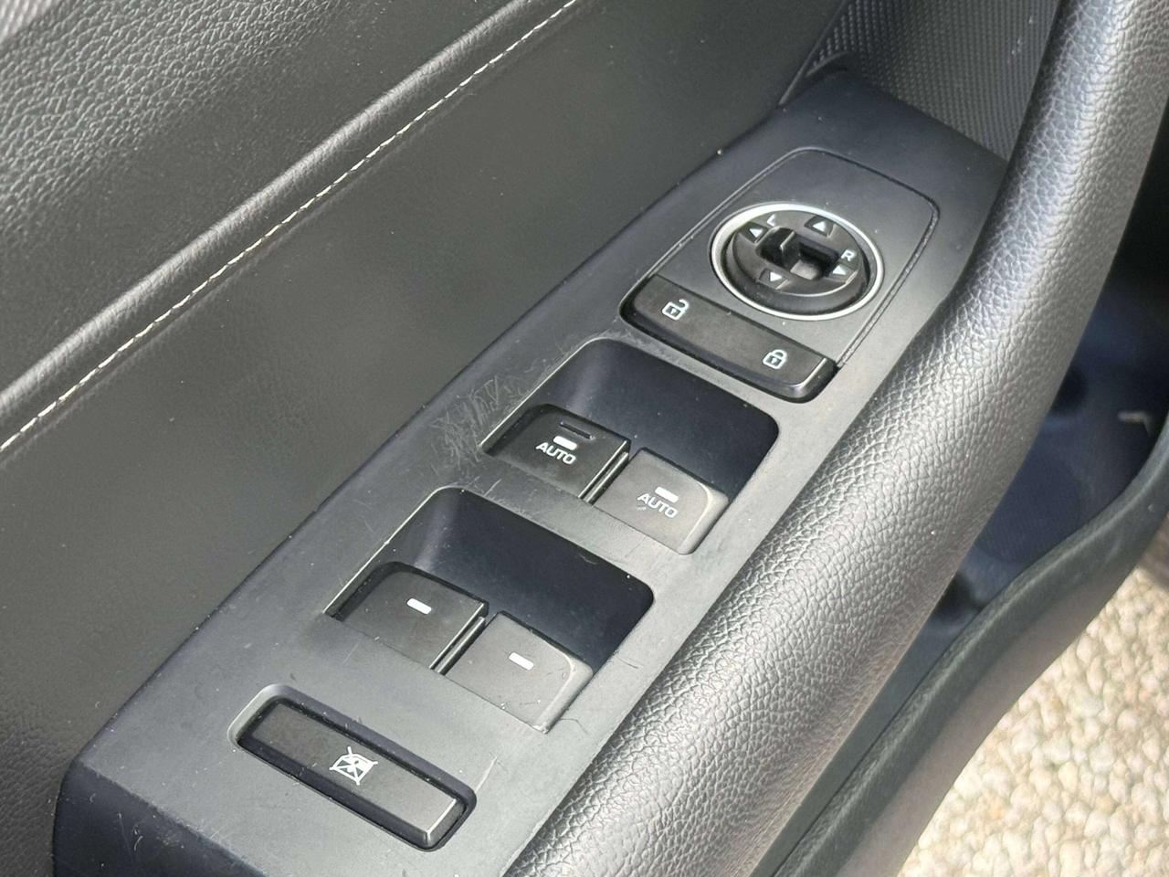 2019 Hyundai Sonata Preferred l FWD l 2.5L l 4Cyl l BSM l Remote Start Photo