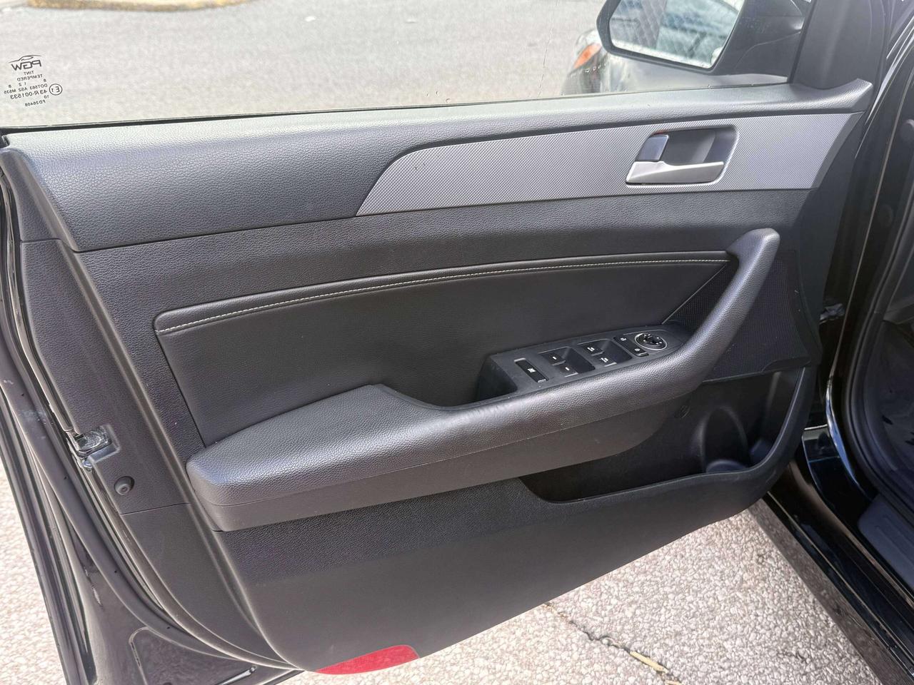 2019 Hyundai Sonata Preferred l FWD l 2.5L l 4Cyl l BSM l Remote Start Photo