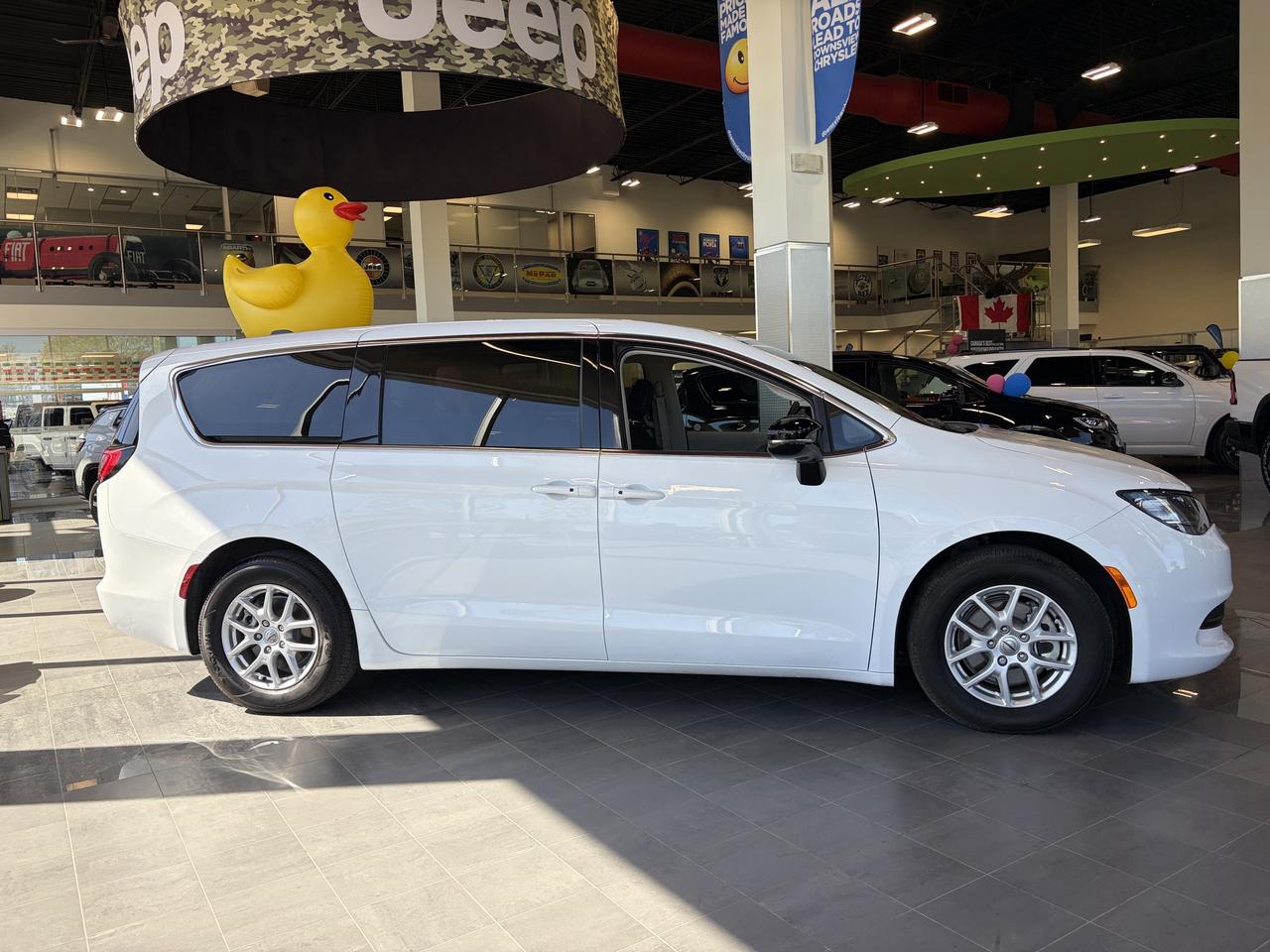 2024 Chrysler Grand Caravan SXT Photo
