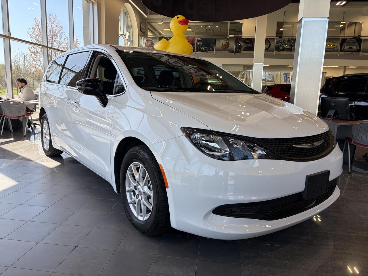 2024 Chrysler Grand Caravan SXT Photo