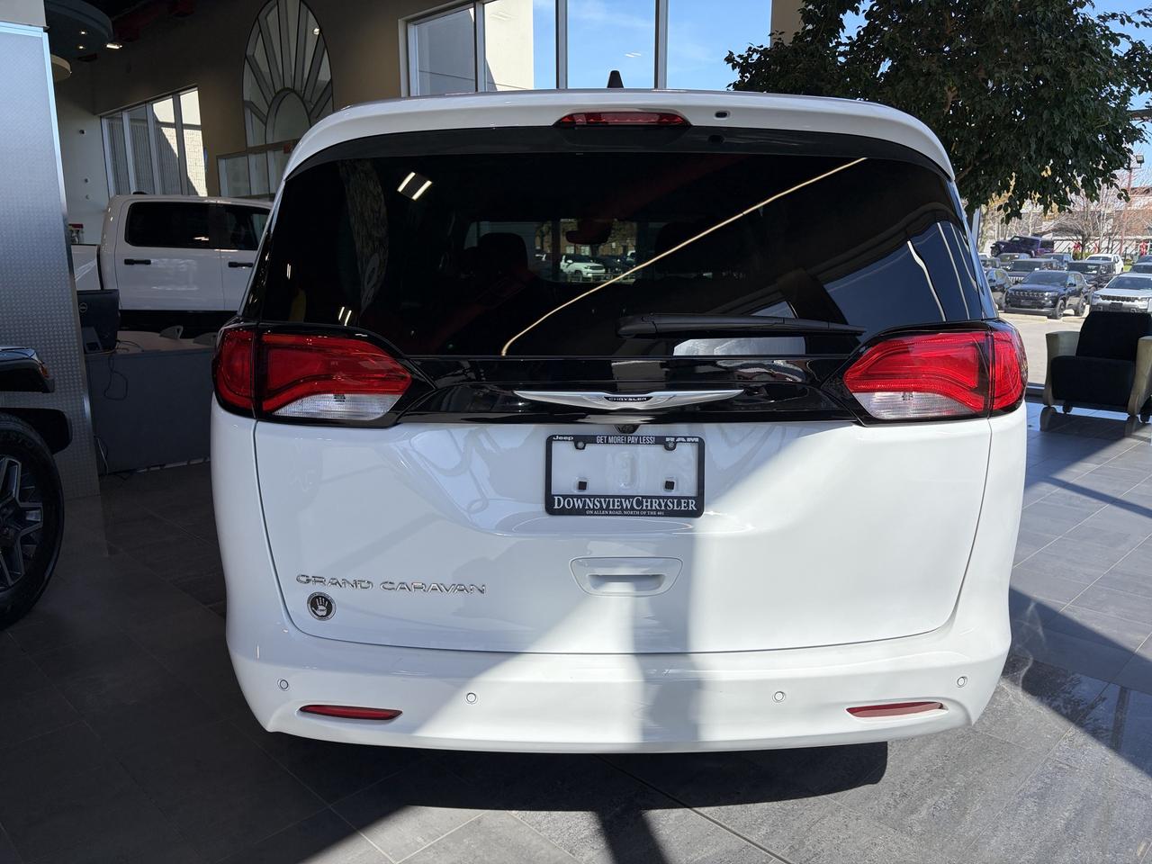 2024 Chrysler Grand Caravan SXT Photo
