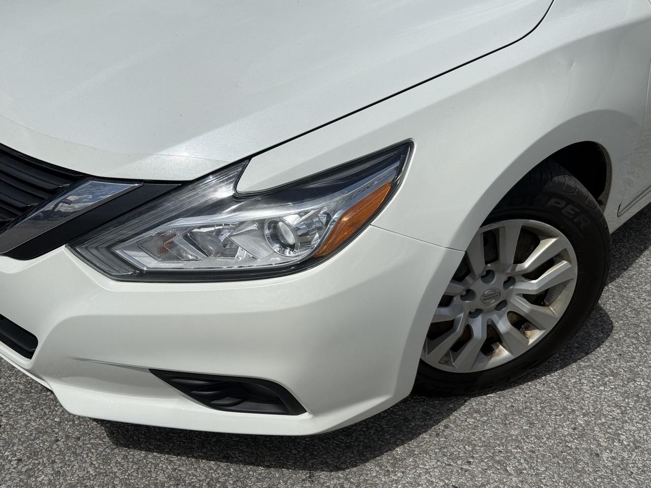 2017 Nissan Altima No Accidents l FWD l S l Reverse Camera l 2.5L Photo2