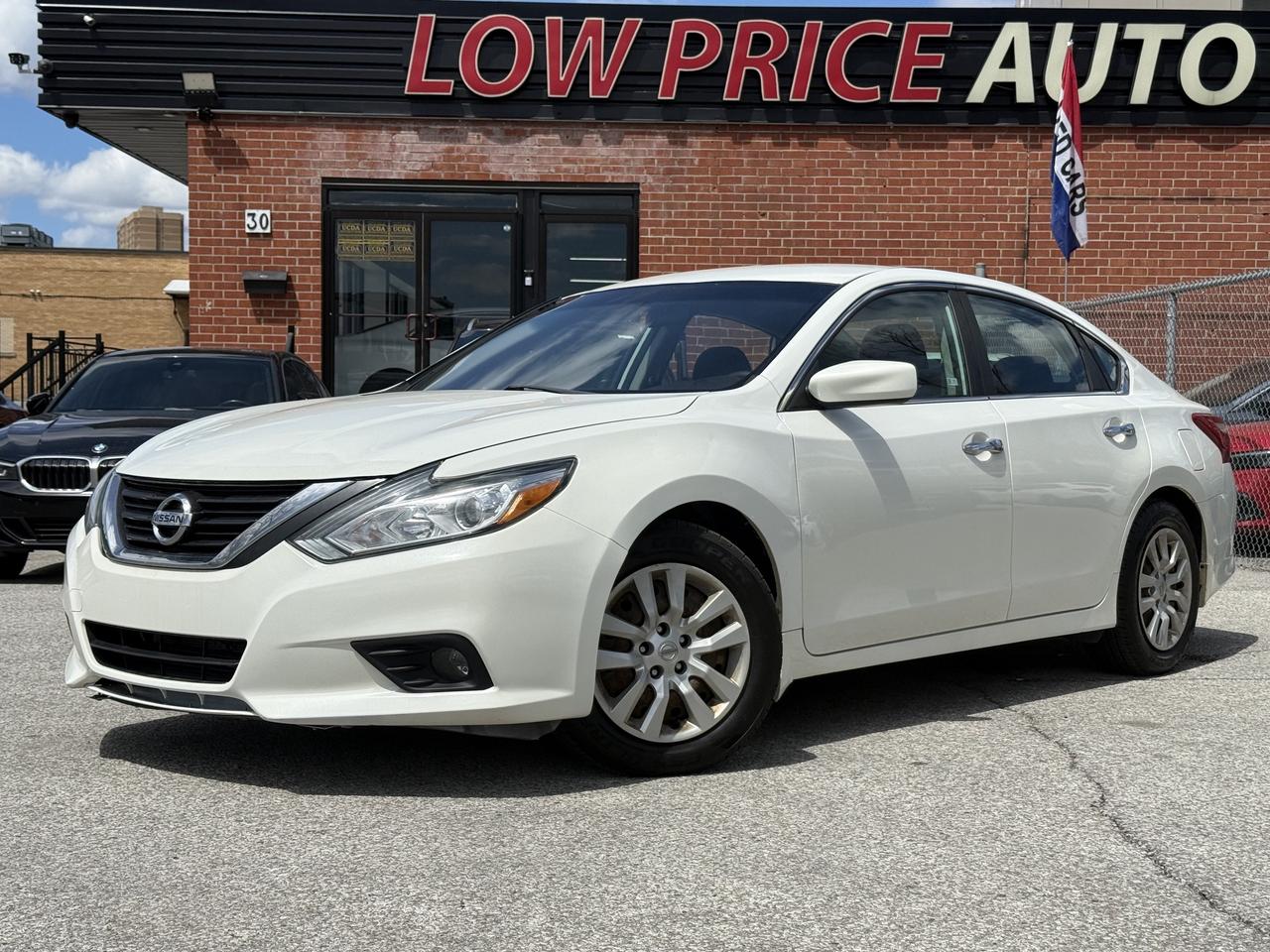 2017 Nissan Altima No Accidents l FWD l S l Reverse Camera l 2.5L Photo