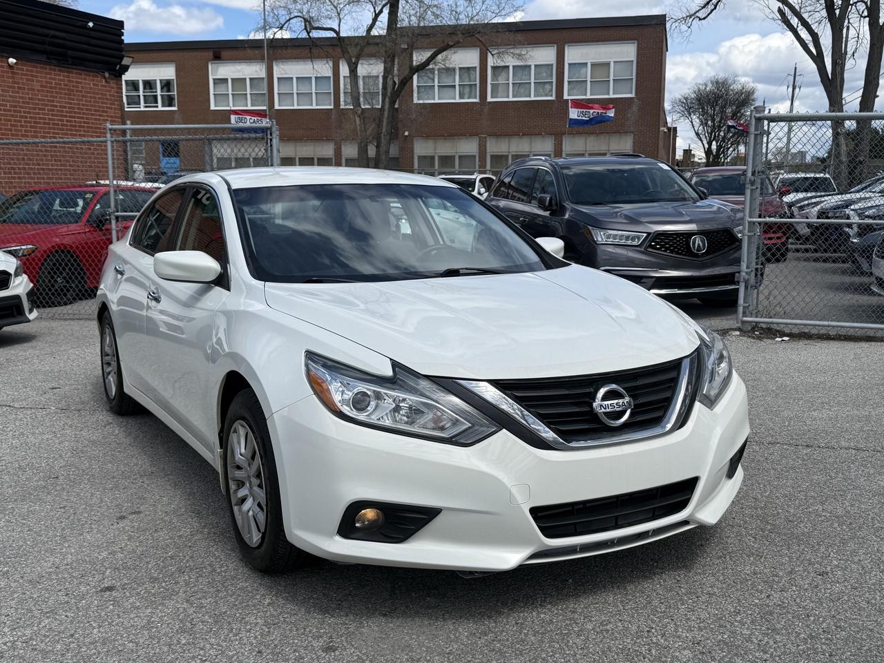 2017 Nissan Altima No Accidents l FWD l S l Reverse Camera l 2.5L Photo