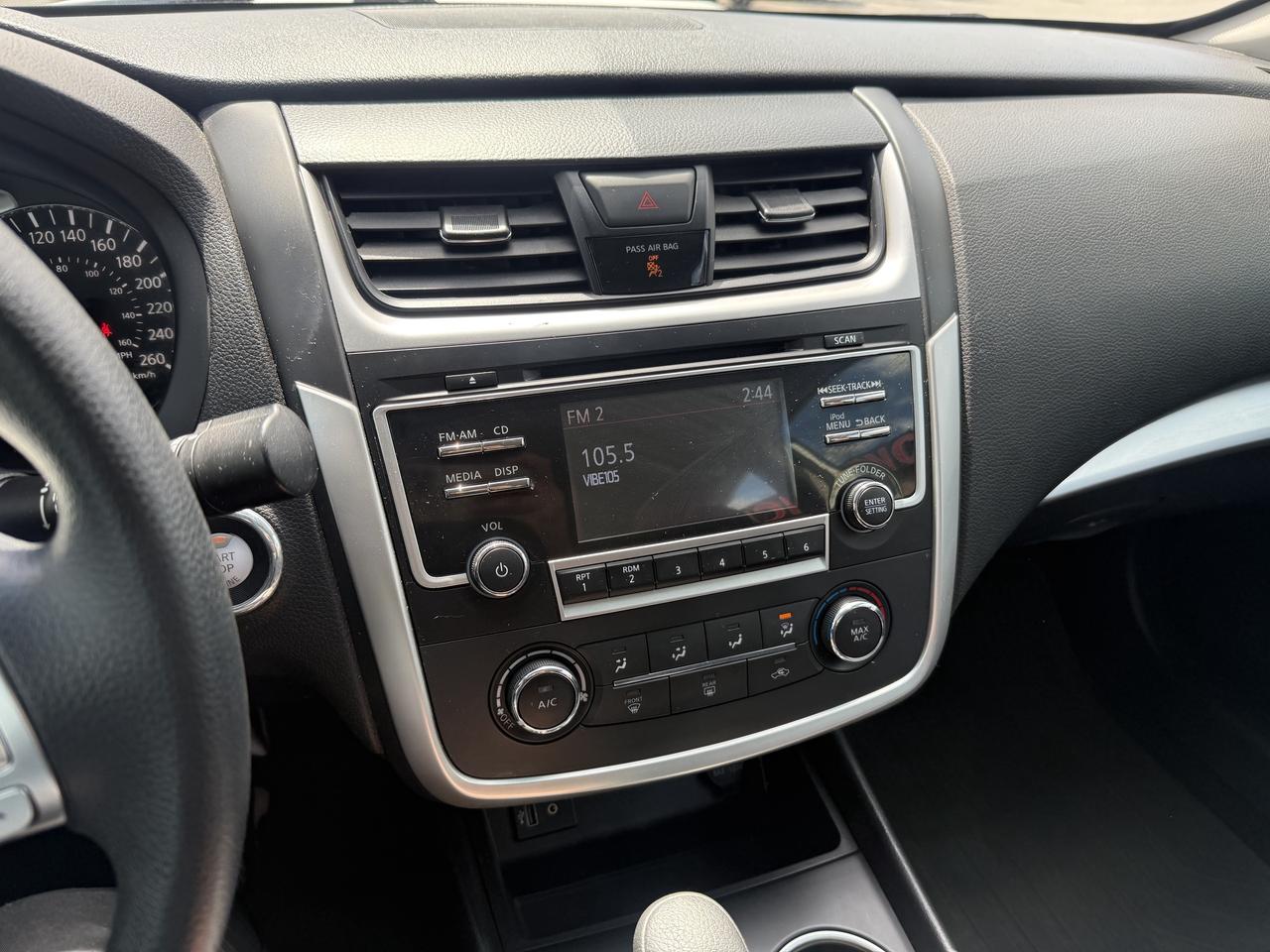 2017 Nissan Altima No Accidents l FWD l S l Reverse Camera l 2.5L Photo