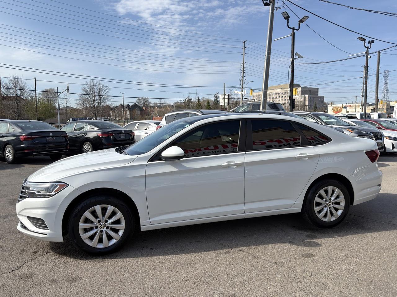 2021 Volkswagen Jetta Highline Pearl White   Sunroof   Leather   Push St Photo