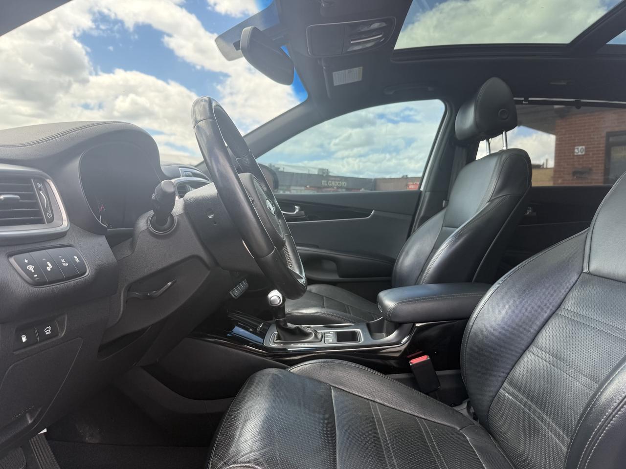 2018 Kia Sorento No Accidents l SX l V6 l AWD l 3.3L l Panoramic Photo