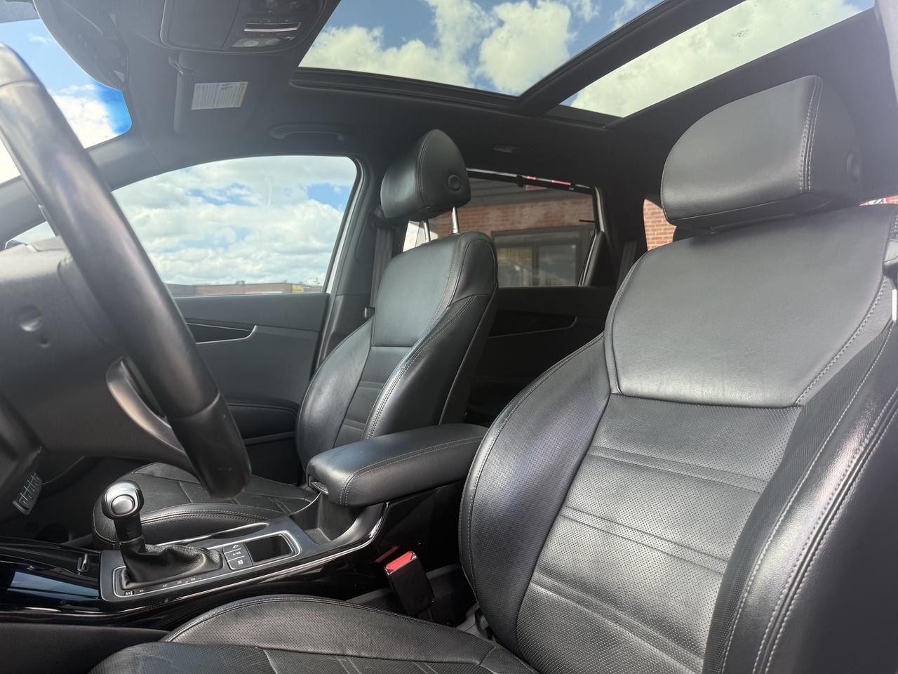 2018 Kia Sorento No Accidents l SX l V6 l AWD l 3.3L l Panoramic Photo