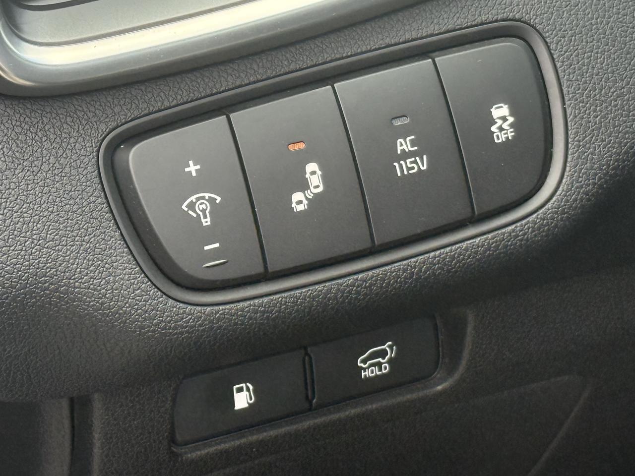 2018 Kia Sorento No Accidents l SX l V6 l AWD l 3.3L l Panoramic Photo
