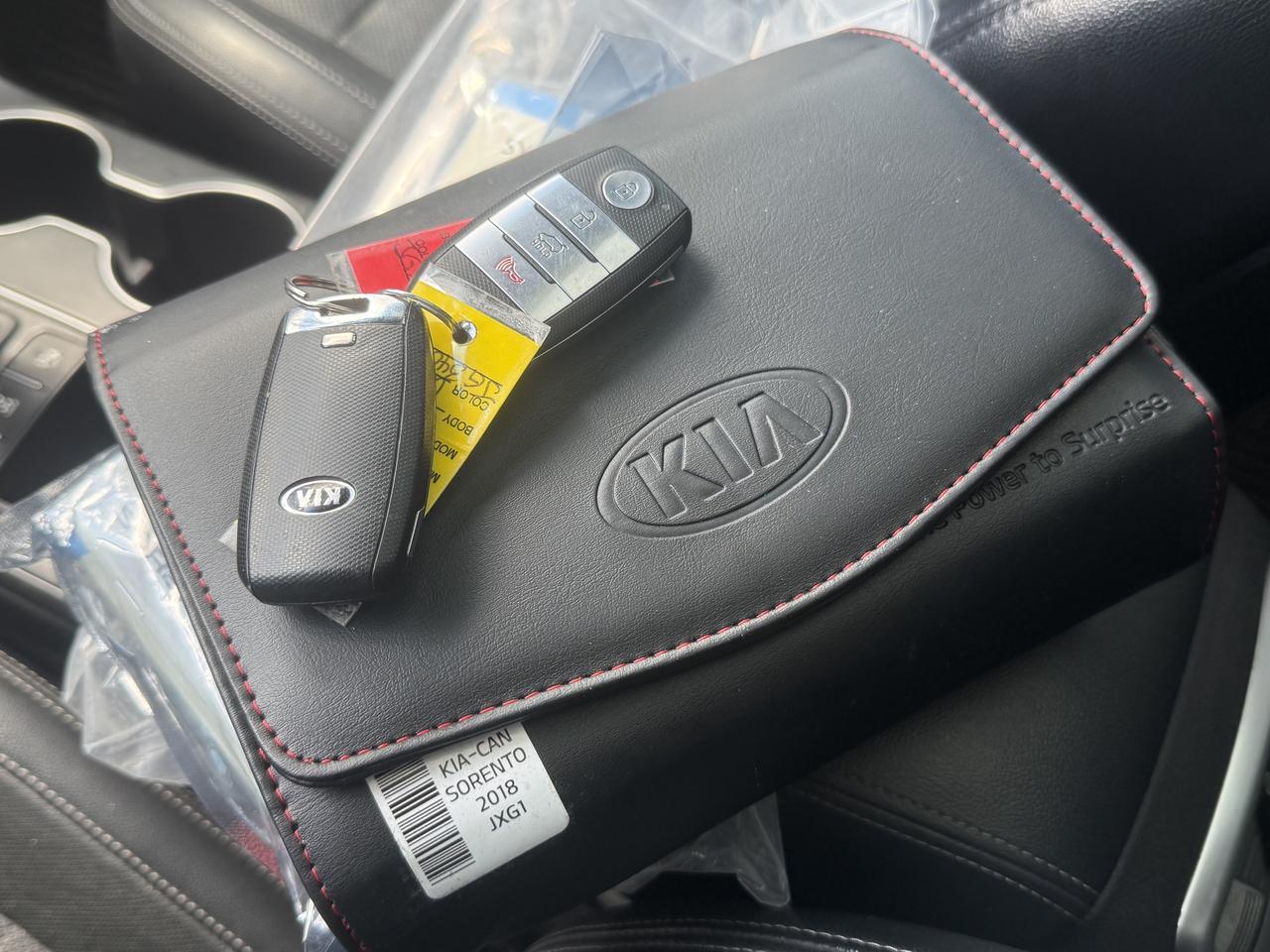 2018 Kia Sorento No Accidents l SX l V6 l AWD l 3.3L l Panoramic Photo