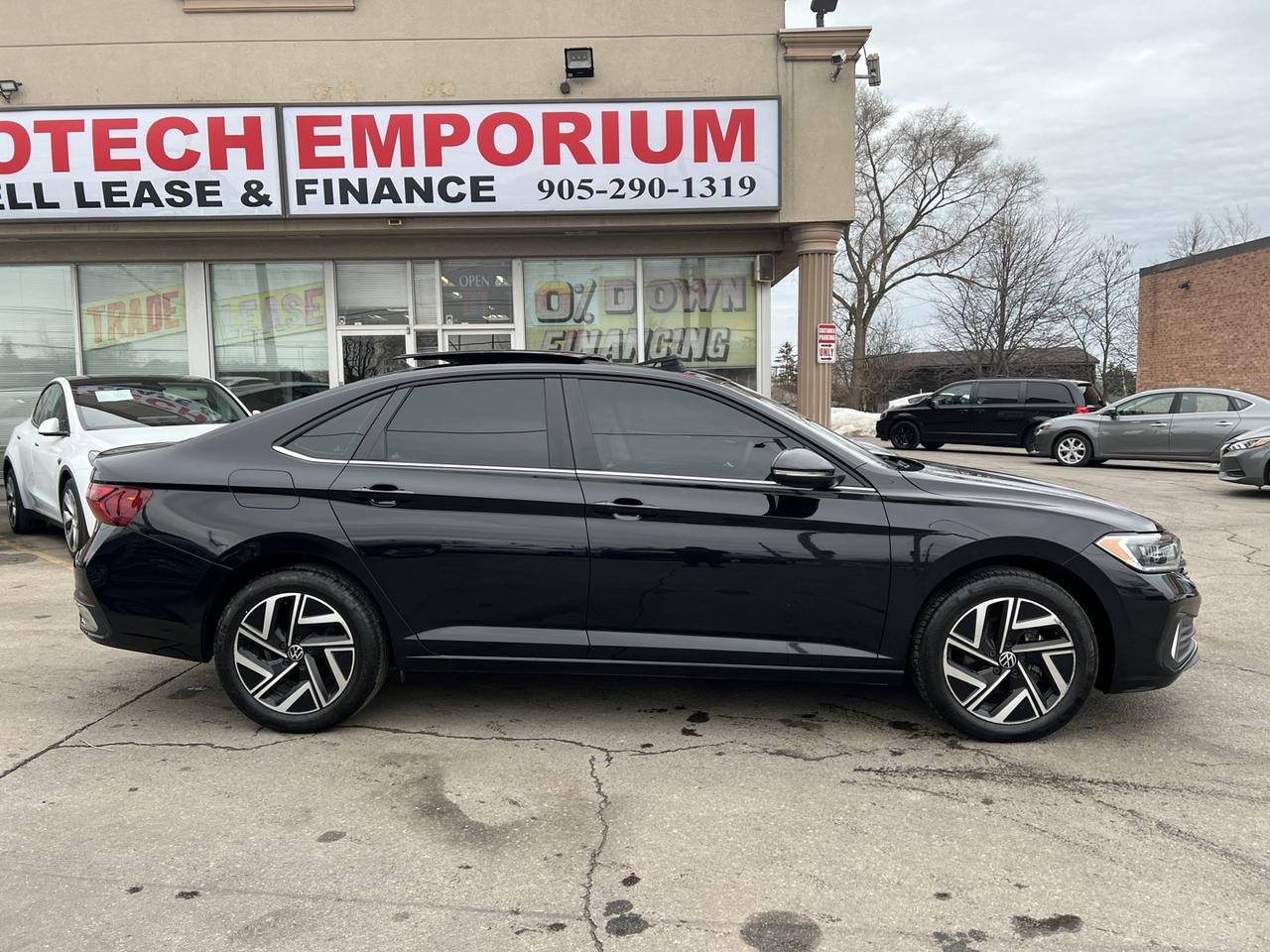2024 Volkswagen Jetta Highline   Htd Steering   Ambient   Navi Photo3