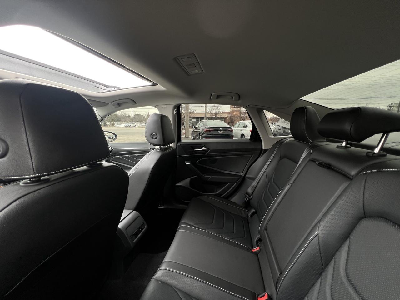 2024 Volkswagen Jetta Highline   Htd Steering   Ambient   Navi Photo