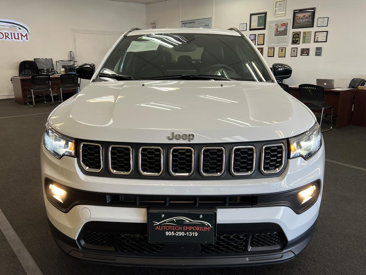 2024 Jeep Compass North 4X4 Pearl White   Htd Seats   Remote Start Photo
