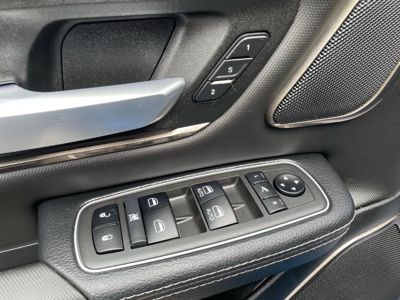 2021 RAM 1500 Rebel 4x4 Crew Cab 5'7" Box Photo