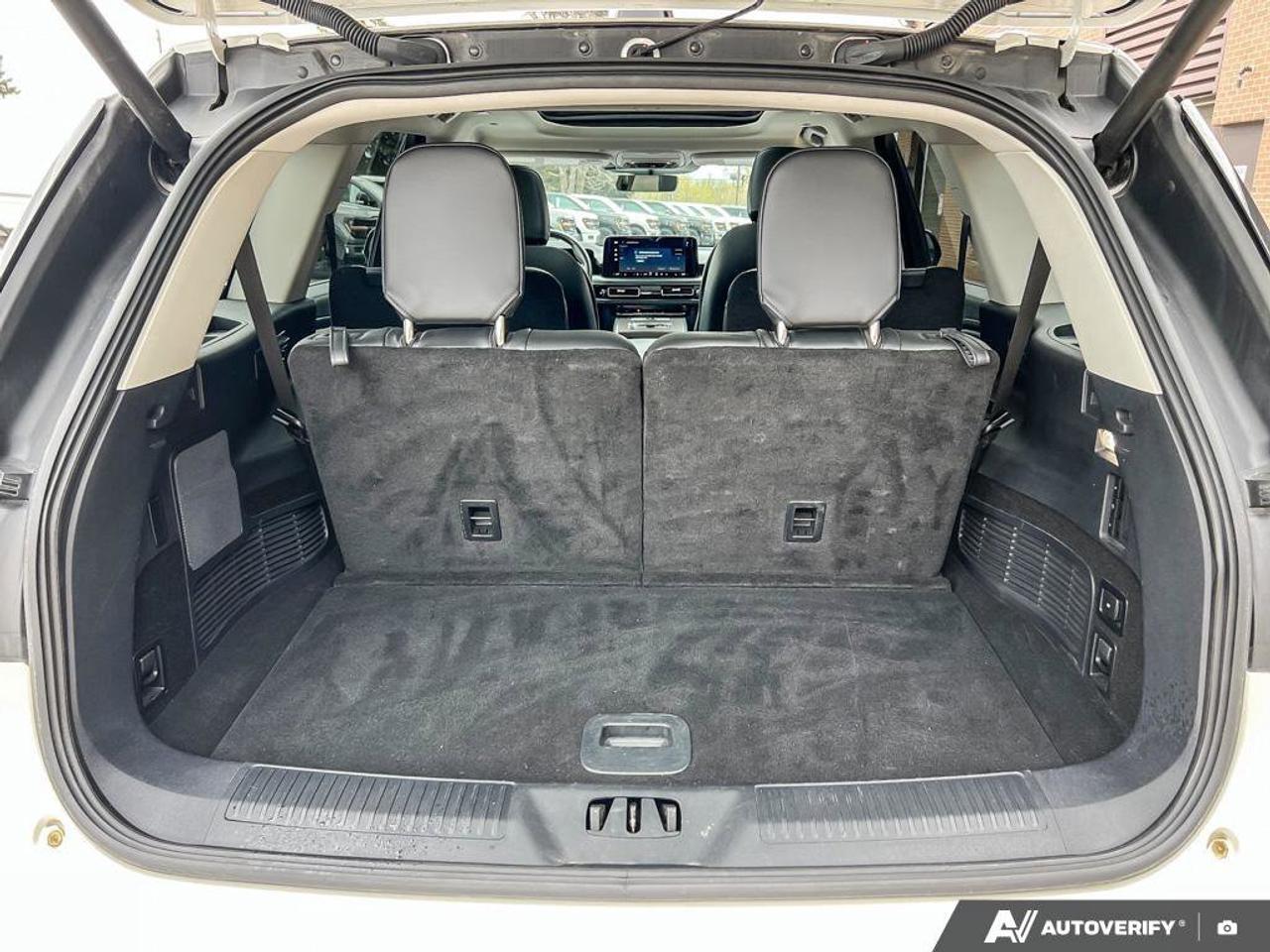 2025 Lincoln Aviator Reserve   200A   MOONROOF   HTD FRNT SEATS Photo