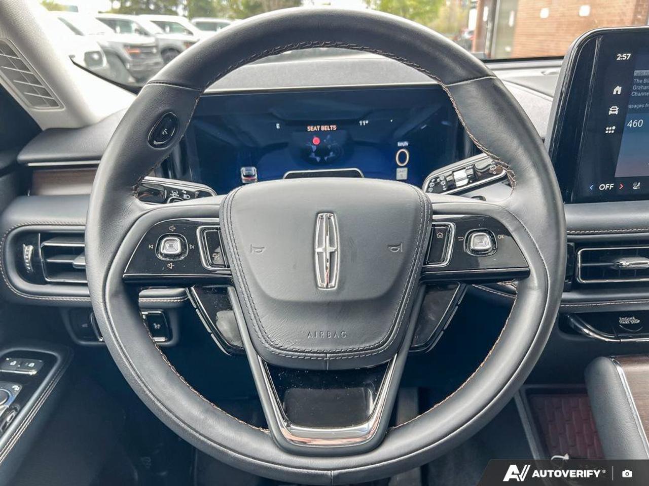 2025 Lincoln Aviator Reserve   200A   MOONROOF   HTD FRNT SEATS Photo