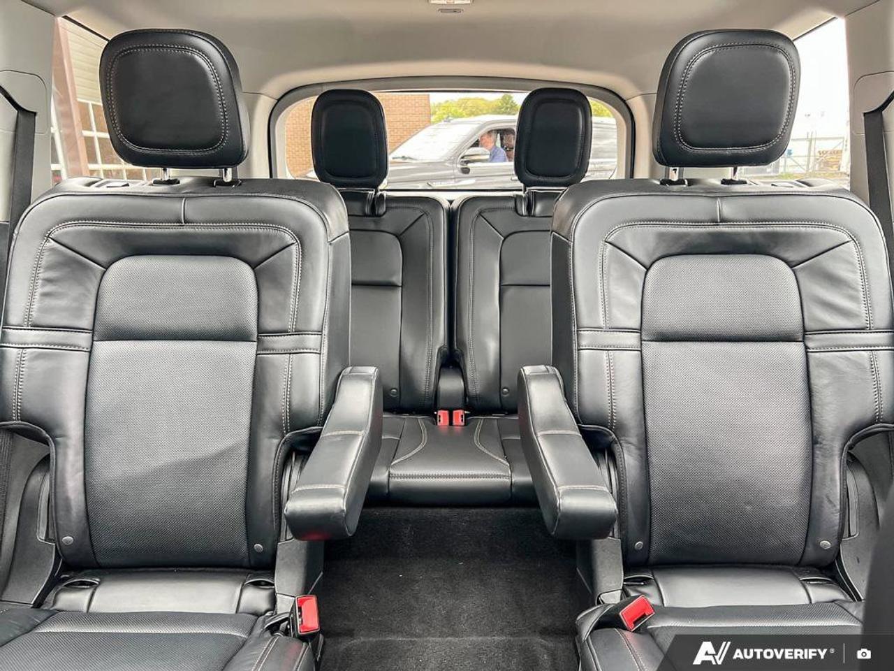 2025 Lincoln Aviator Reserve   200A   MOONROOF   HTD FRNT SEATS Photo