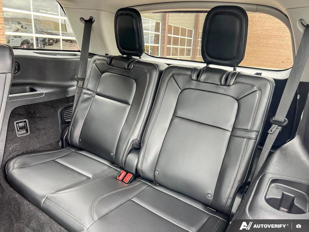 2025 Lincoln Aviator Reserve   200A   MOONROOF   HTD FRNT SEATS Photo