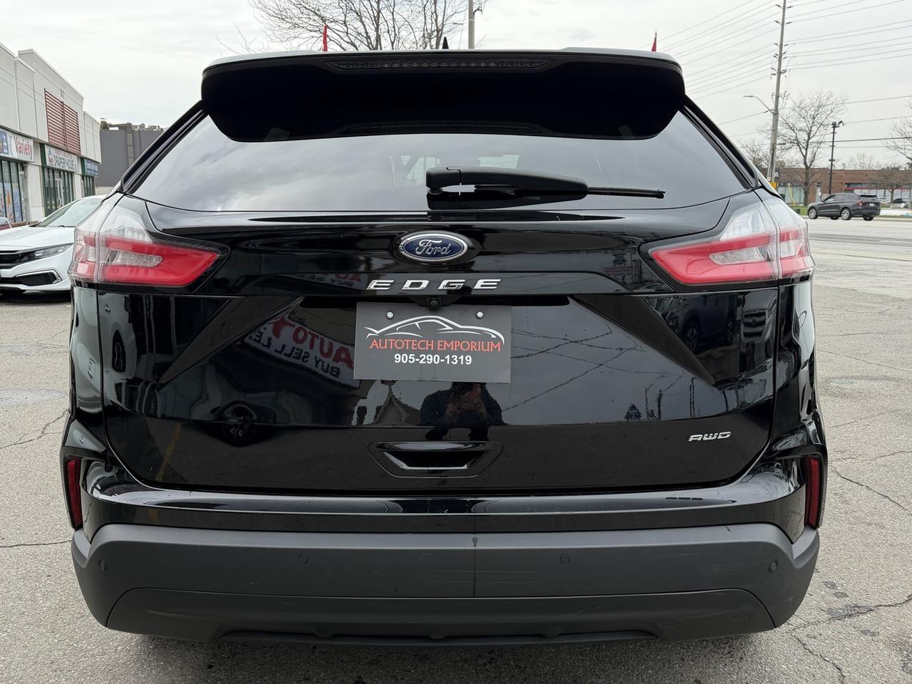 2022 Ford Edge SE AWD   Push Start   Dual Climate   Blind Spot Photo2