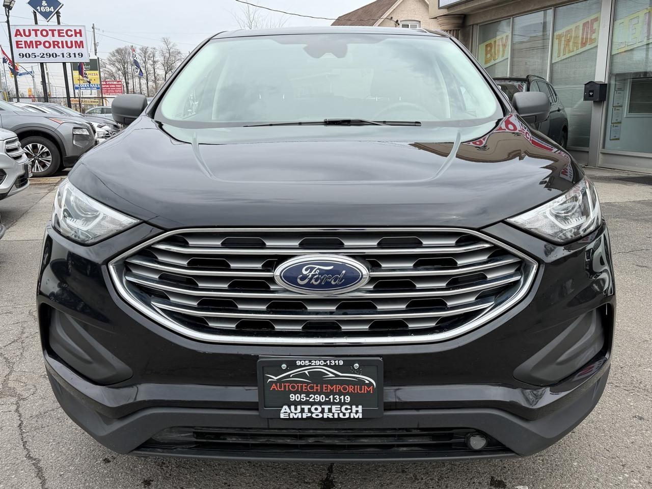 2022 Ford Edge SE AWD   Push Start   Dual Climate   Blind Spot Photo4