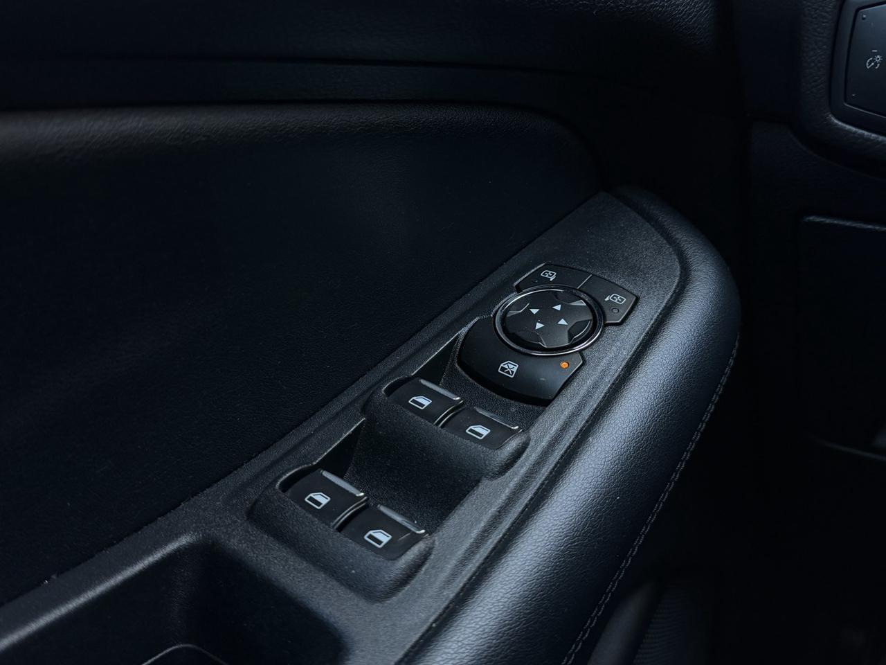 2022 Ford Edge SE AWD   Push Start   Dual Climate   Blind Spot Photo