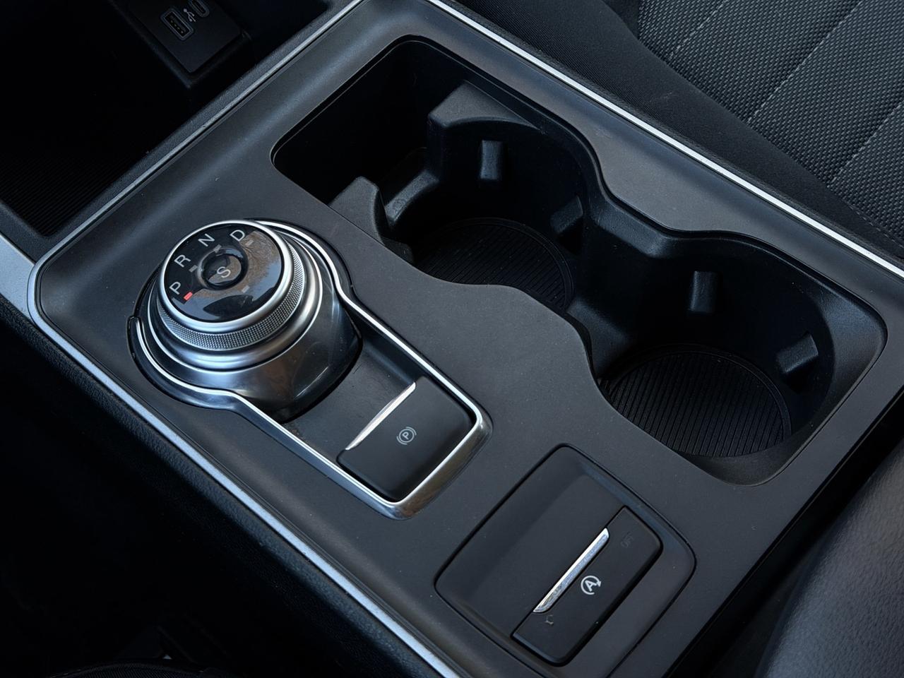2022 Ford Edge SE AWD   Push Start   Dual Climate   Blind Spot Photo