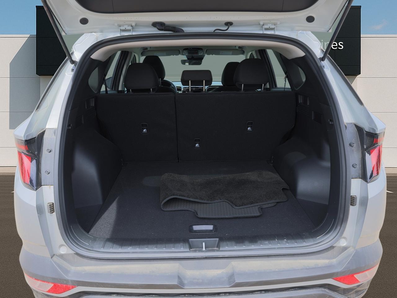 2024 Hyundai Tucson Preferred AWD   Climate Ctrl   Pwr Seat   Navi Photo