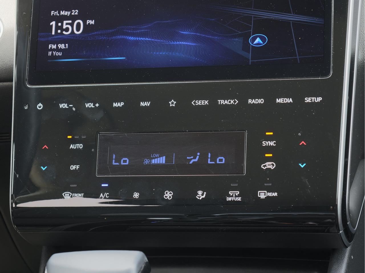 2024 Hyundai Tucson Preferred AWD   Climate Ctrl   Pwr Seat   Navi Photo