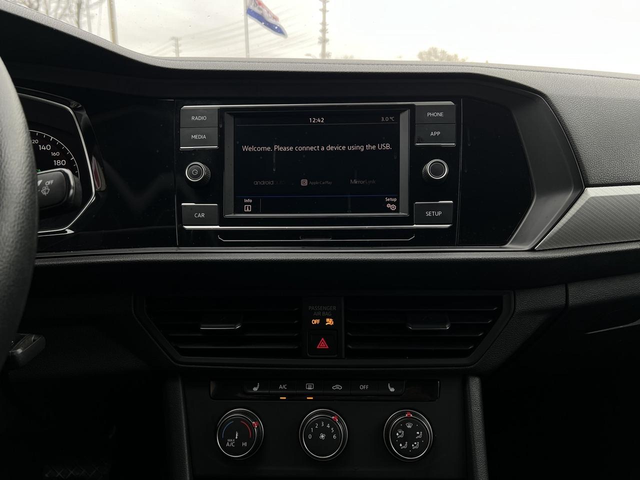 2019 Volkswagen Jetta Comfortline   Htd Seats   Rev Cam   Bluetooth Photo