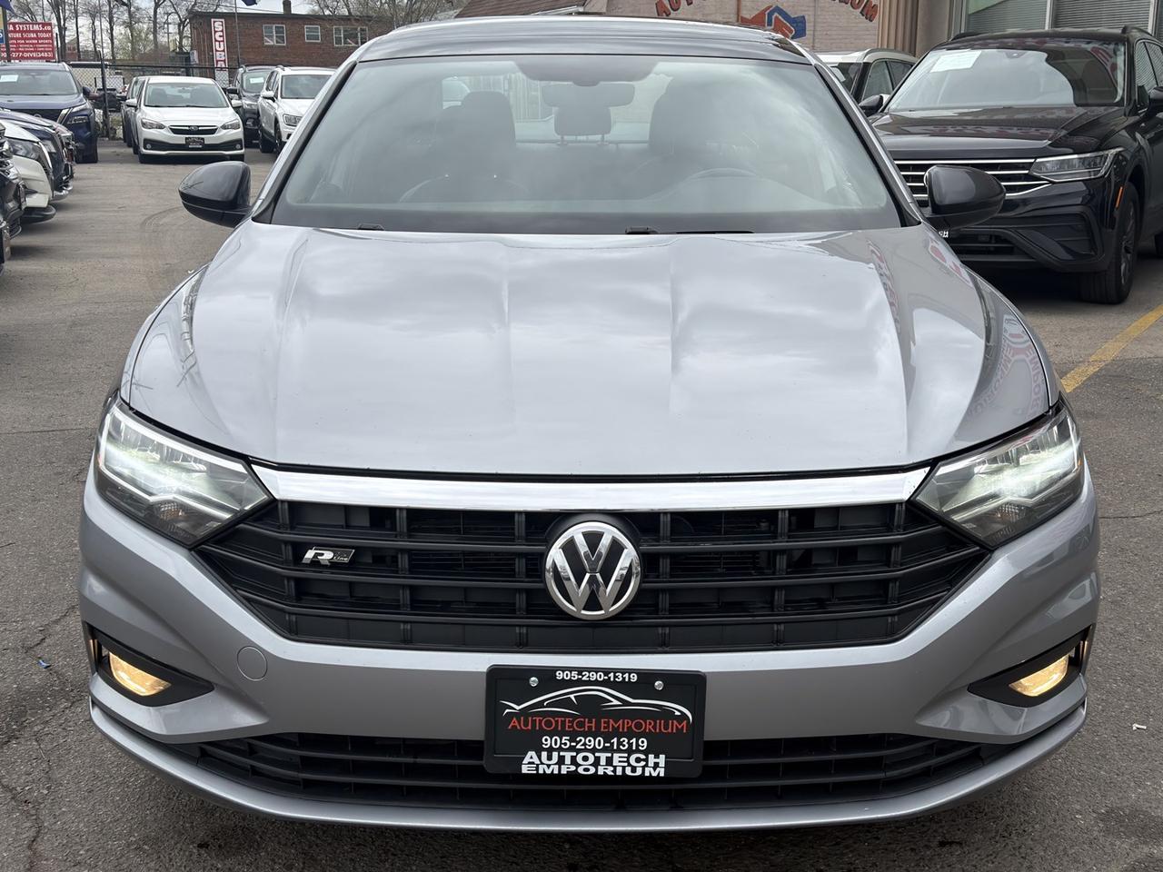 2021 Volkswagen Jetta Highline R Line   Sunroof   Leather   Ambient Ligh Photo
