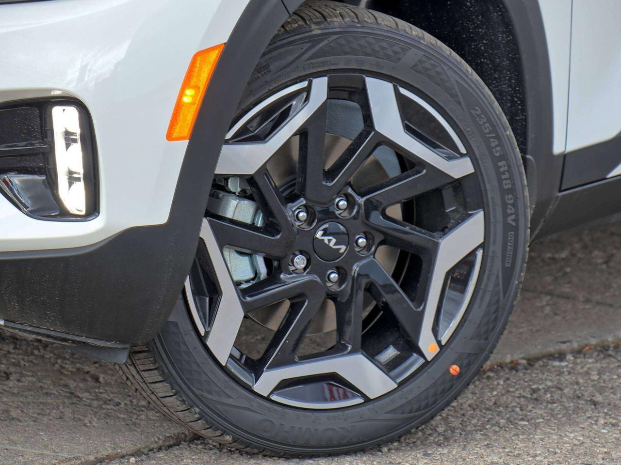2025 Kia Seltos SX AWD   Executive Demo Photo2