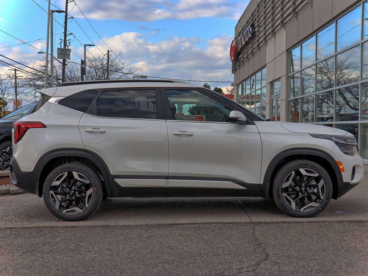 2025 Kia Seltos SX AWD   Executive Demo Photo