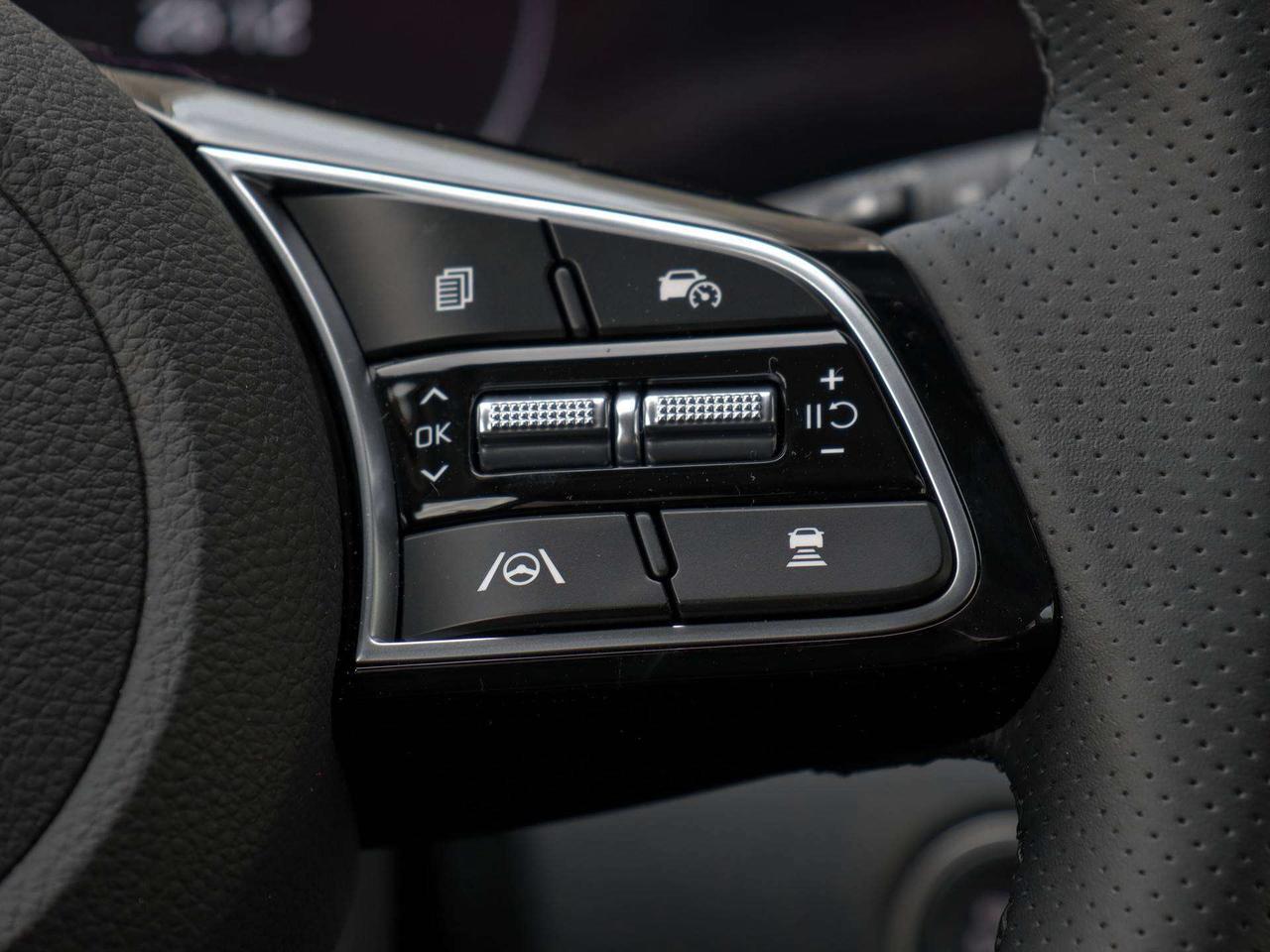 2025 Kia Seltos SX AWD   Executive Demo Photo