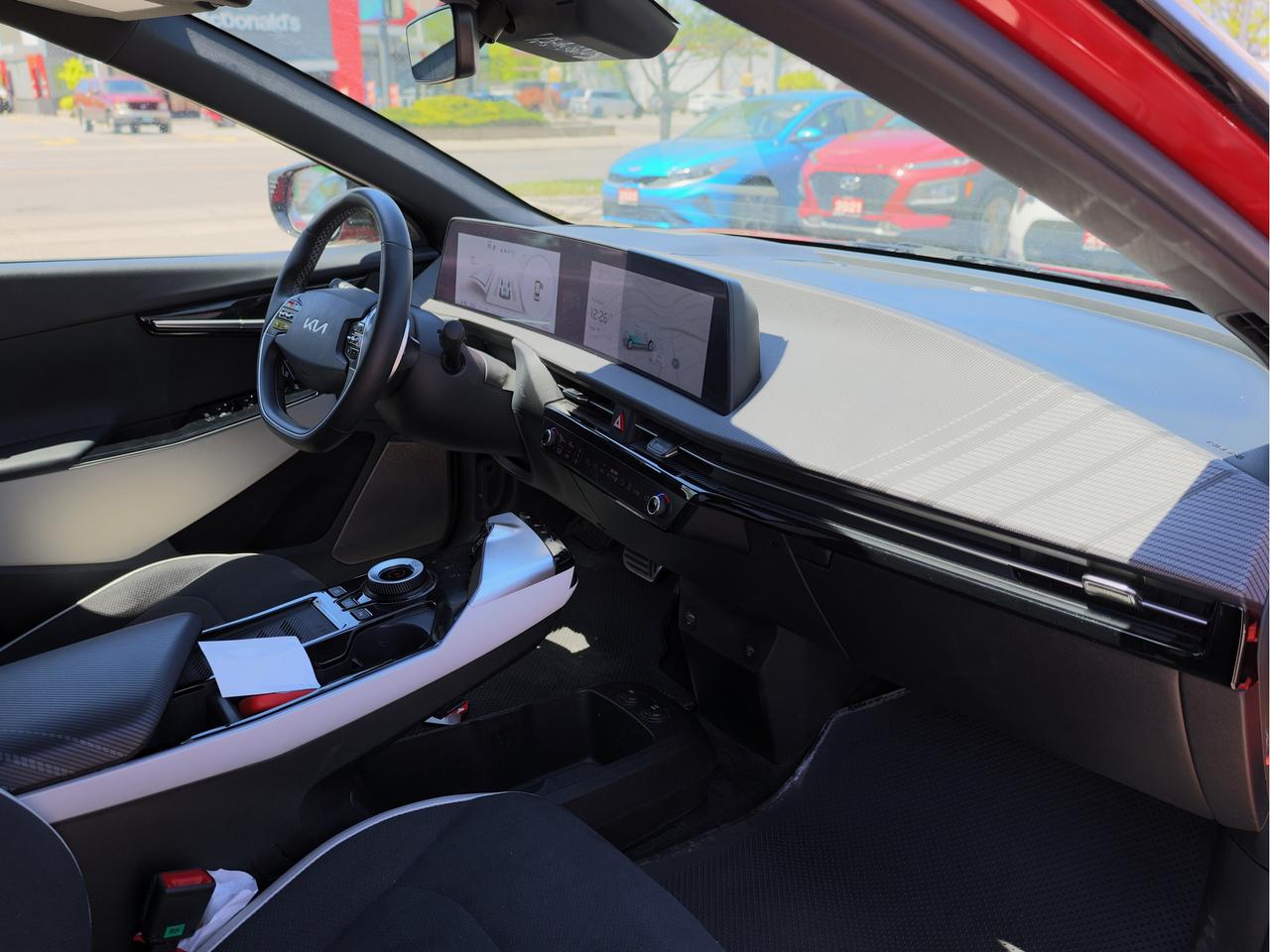 2023 Kia EV6 AWD Long Range w-GT-Line Pkg 2 Photo