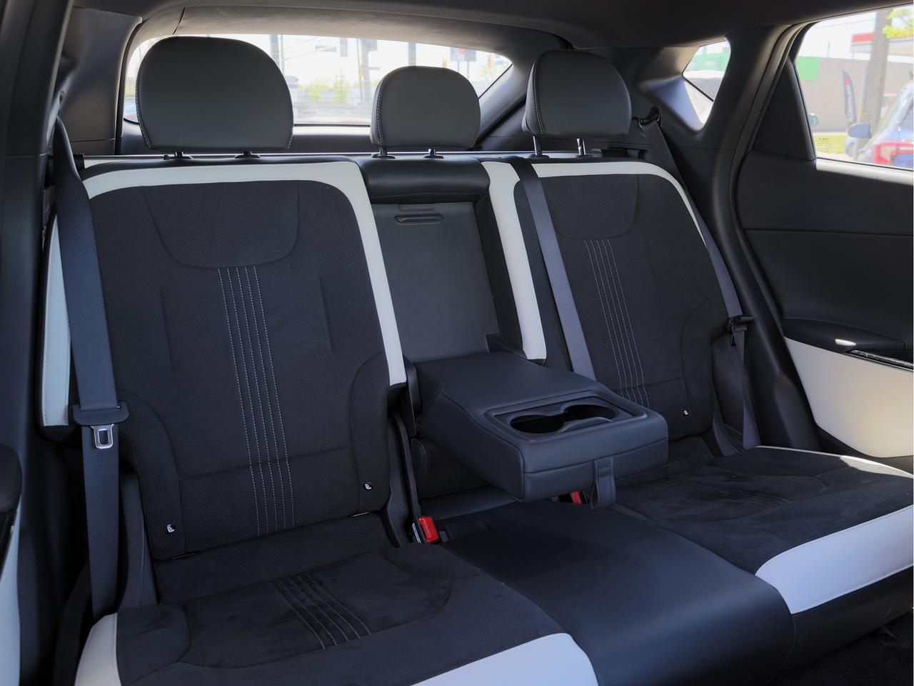2023 Kia EV6 AWD Long Range w-GT-Line Pkg 2 Photo