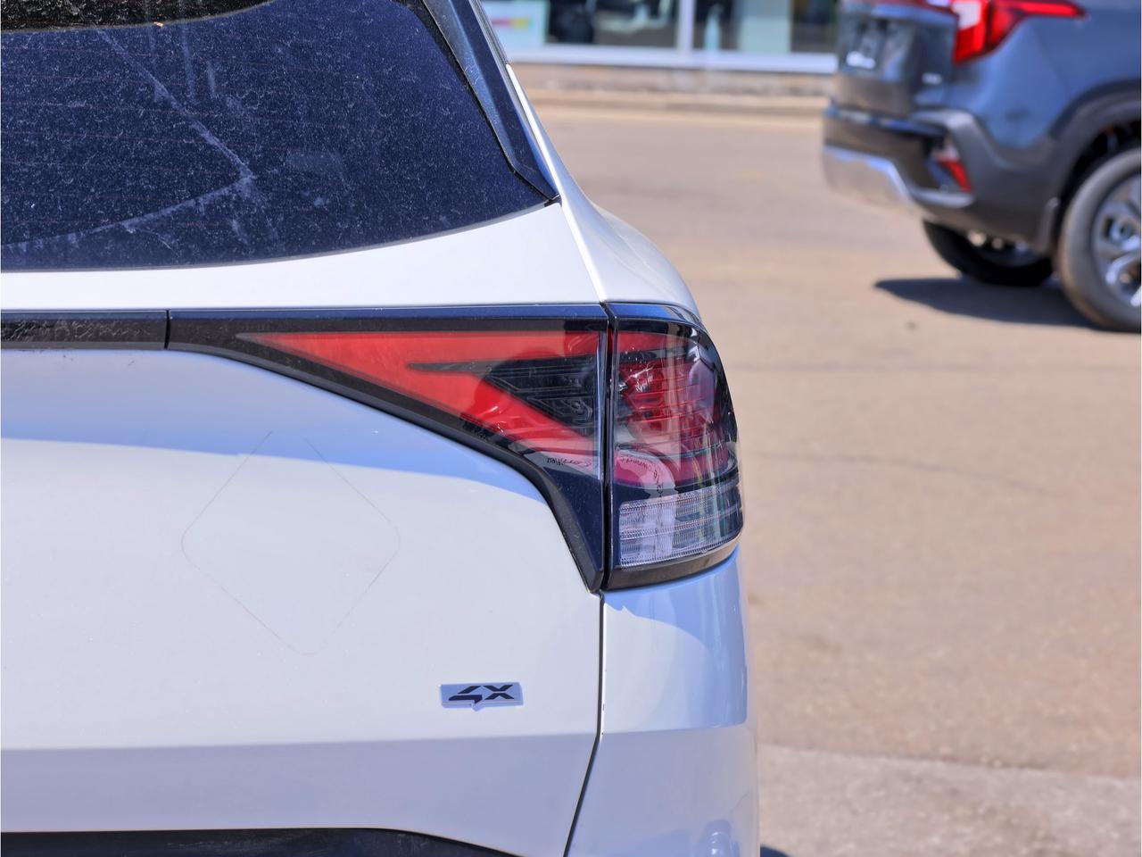 2023 Kia Sportage EX AWD Photo