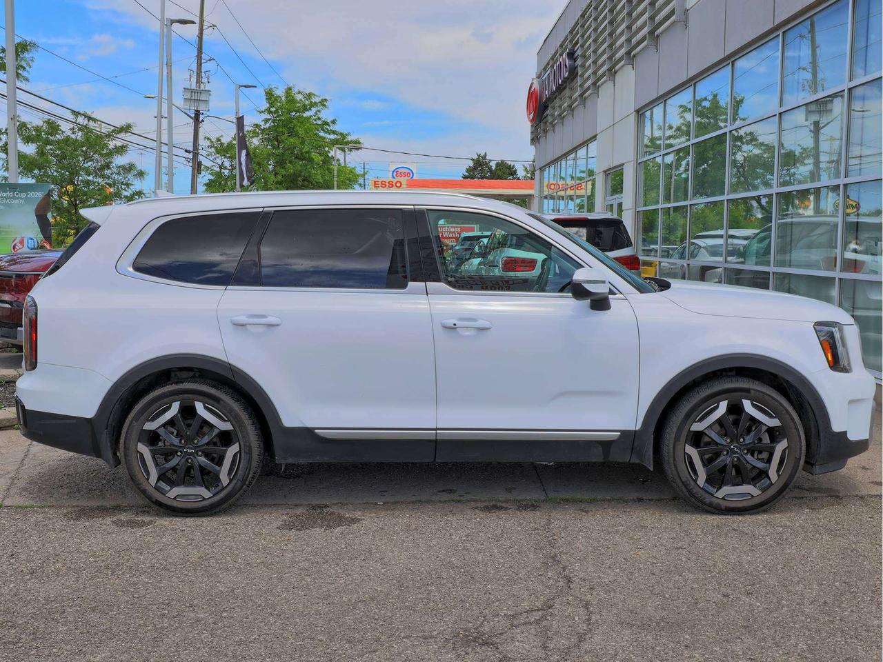 2023 Kia Telluride EX AWD   Leather   Power Liftgate   Navigation Photo