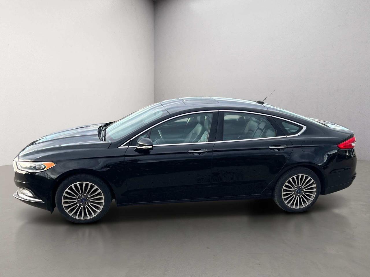 2017 Ford Fusion SE LEATHER SUNROOF NAVIGATION Photo