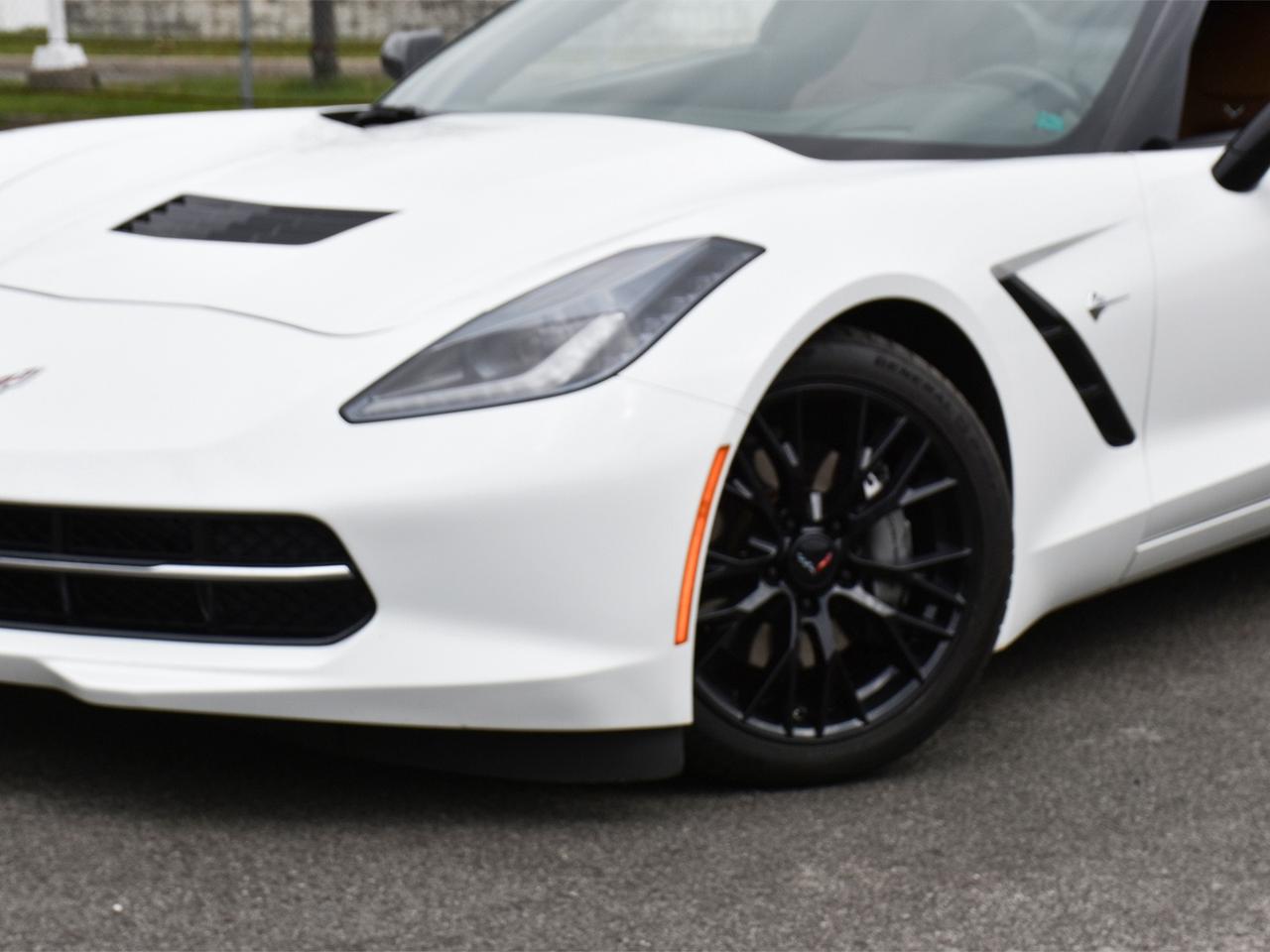 2015 Chevrolet Corvette 2dr Stingray Conv w-2LT Leather Nav Back Up Camera Photo