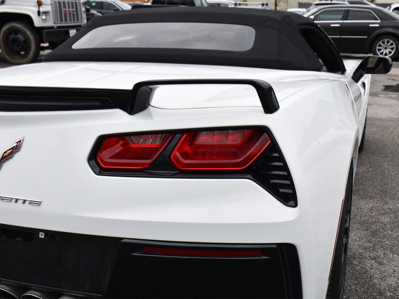 2015 Chevrolet Corvette 2dr Stingray Conv w-2LT Leather Nav Back Up Camera Photo
