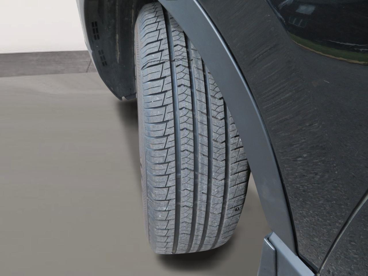 2019 Honda CR-V LX 2WD Photo3